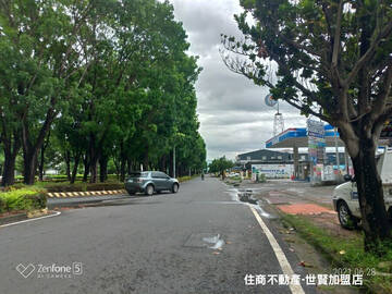 世賢加油站旁都計農地