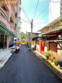 博愛國小旁建地