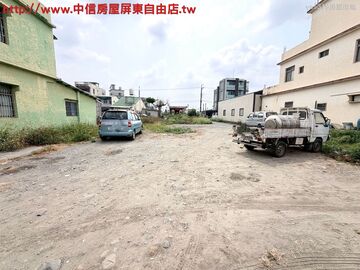 潮東國小前後路建地